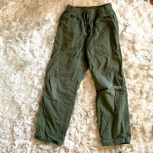 Tea cozy does it lined pants. Boys 7. Dark green. Gray lining. Super comfy.